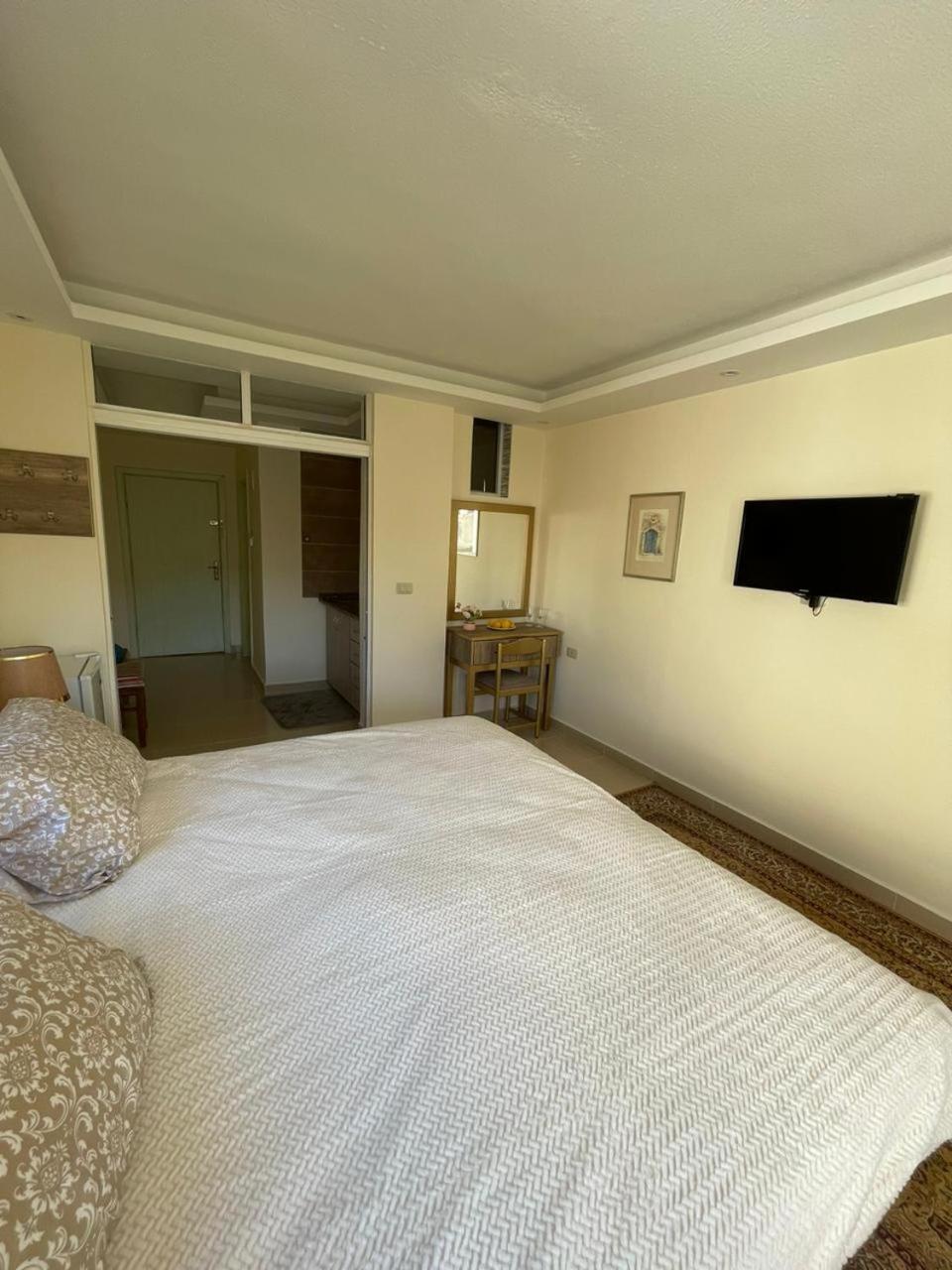 מאדאבה Classy Hostel מראה חיצוני תמונה
